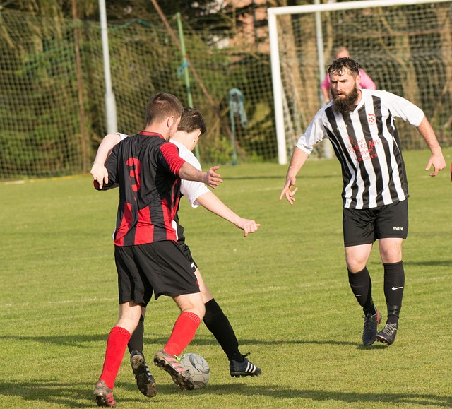 队的后防中 队的后防中